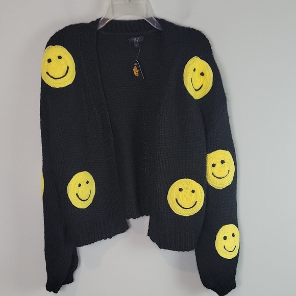 NEW Debut Open front Black cardigan sweater with crochet smiley face 3D - Picture 2 of 8